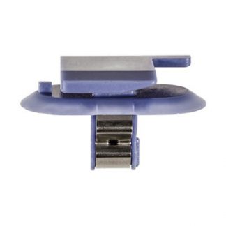 GM MOULDING CLIP WITH METAL REINFORCEMENT